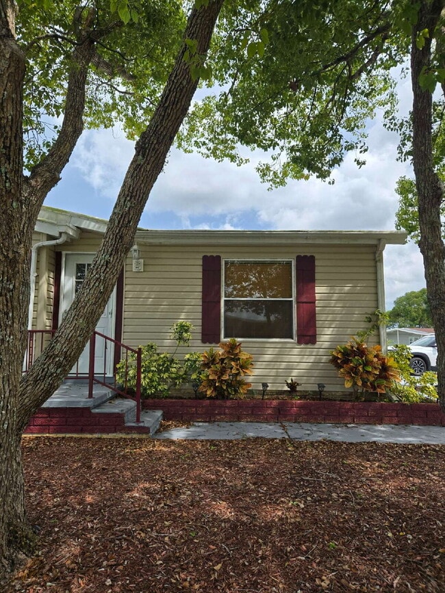 Building Photo - "Charming 3-Bed, 2-Bath Mobile Home Retrea...