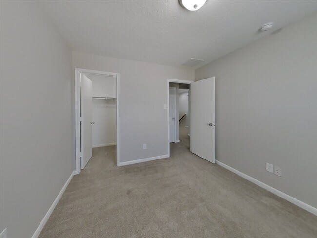 Building Photo - 19325 Cascade Green Ct