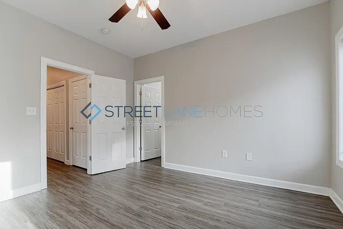 Building Photo - 3520 Wescott Dr NW