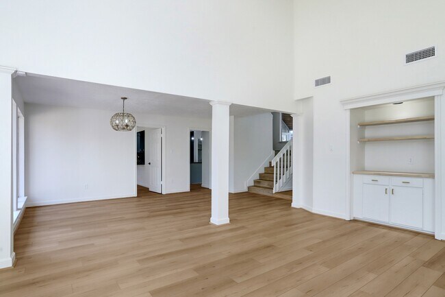 Building Photo - 138 S Timber Top Dr