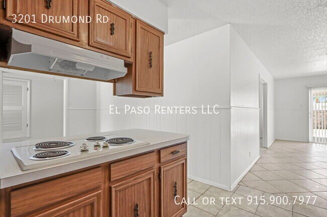 Building Photo - 3201 Drumond Rd