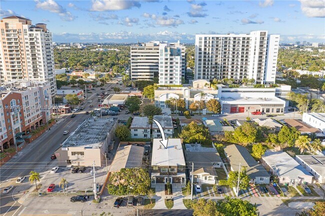 Building Photo - 3187 SW 23rd St