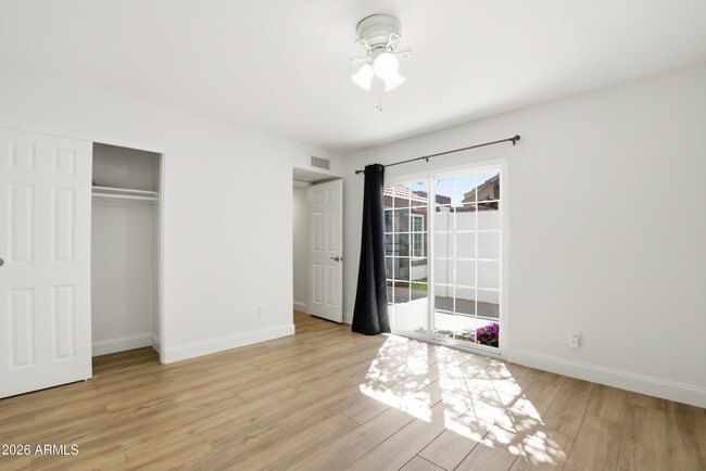 Building Photo - 8756 E Via De La Luna