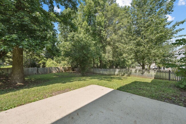 Building Photo - Stunning 4BD, 2.5BA Durham Home in a Prime...