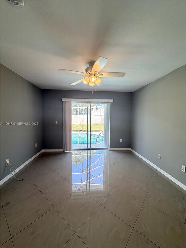 Building Photo - 15561 Spring Line Ln