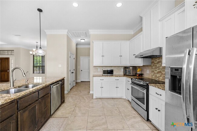 Building Photo - 109 Raven Dr