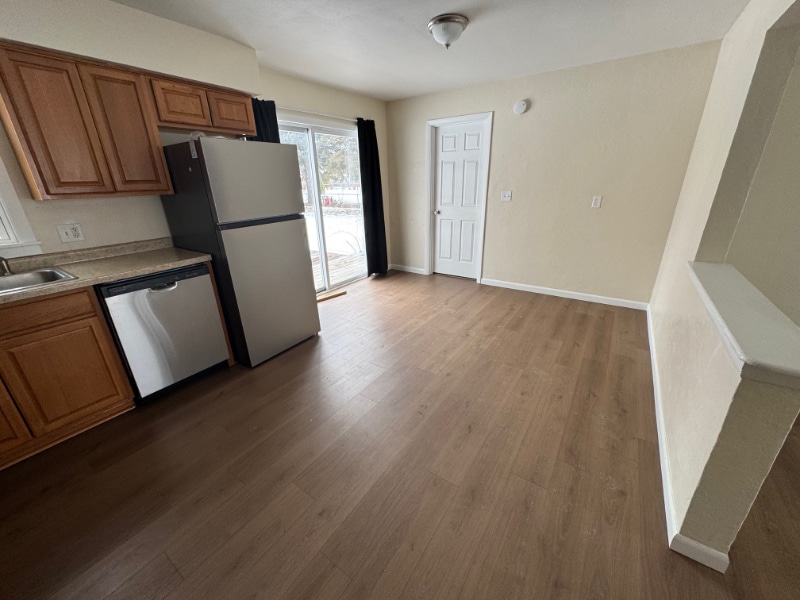 Building Photo - 1415 Hackberry Ln