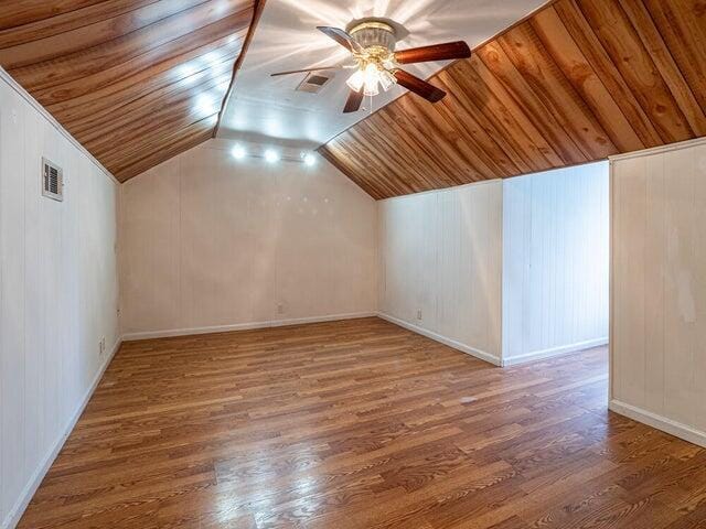 Building Photo - 655 Torrey Pines Dr