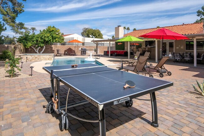 Building Photo - 14836 N Moon Valley Dr