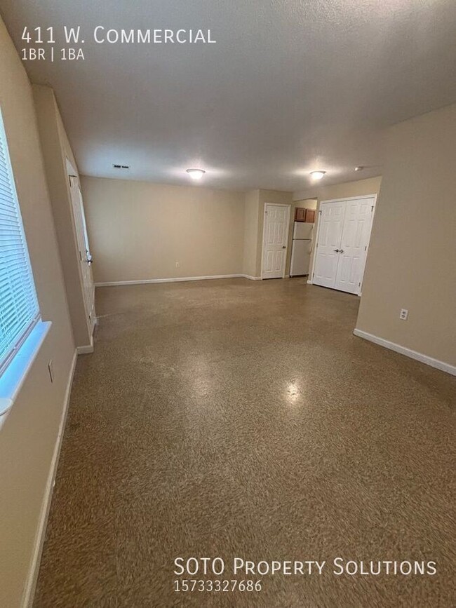Building Photo - 411 W. Commercial-