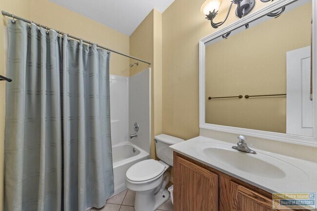 Building Photo - 42 Torrey Pines Dr