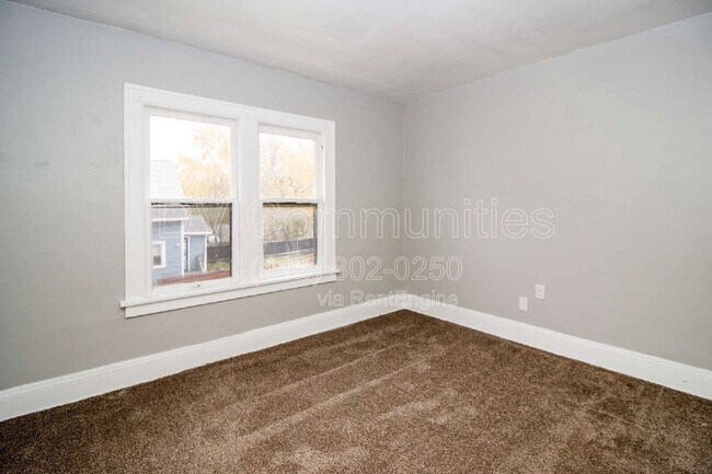 Building Photo - 14112 Edgewood Ave