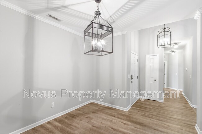 Building Photo - 205 Charleston Ave