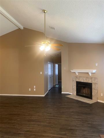 Building Photo - 1133 Southpointe Dr