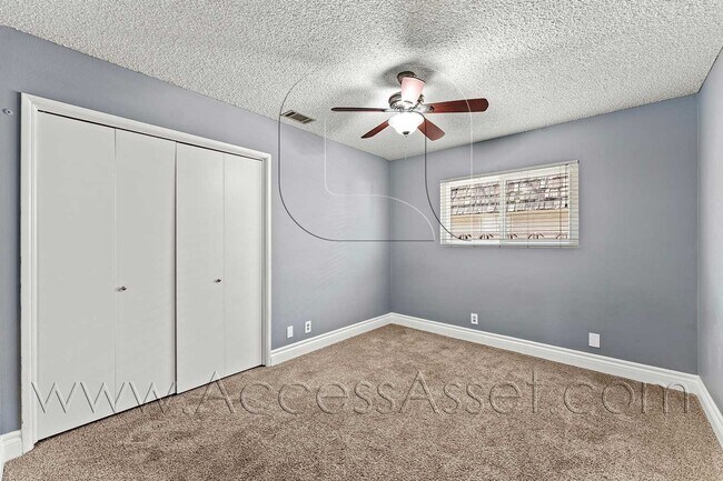 Building Photo - Beautiful 3BR/2BA Home In Hemet With Lush Backyard & Fruit Trees!