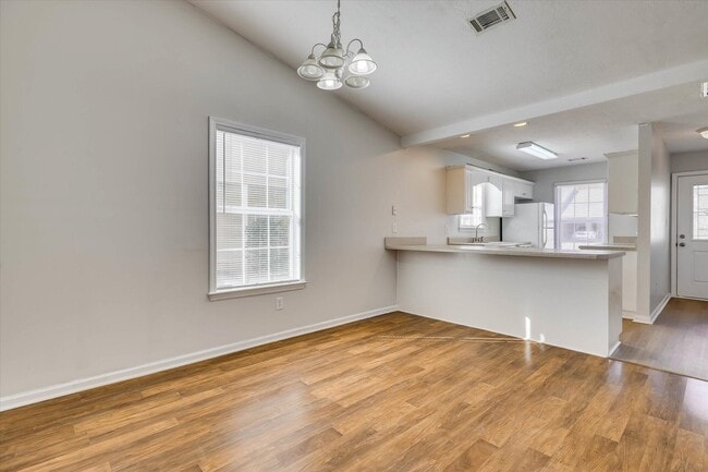 Building Photo - 150 Portofino Ln SW