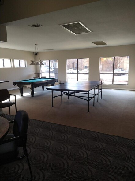 Building Photo - 1108 Harwell Dr