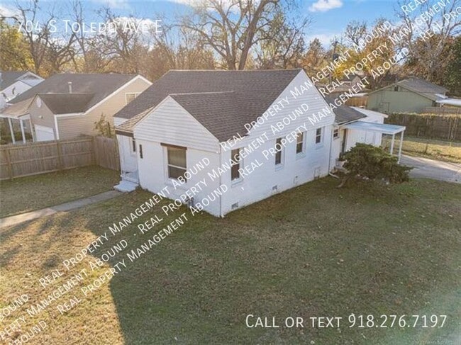 Building Photo - 704 S Toledo Ave