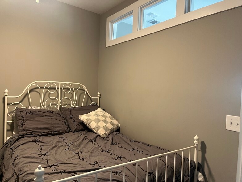 Bedroom - 1704 Church St