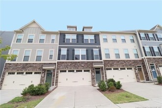Building Photo - 1242 Channing Park Cir