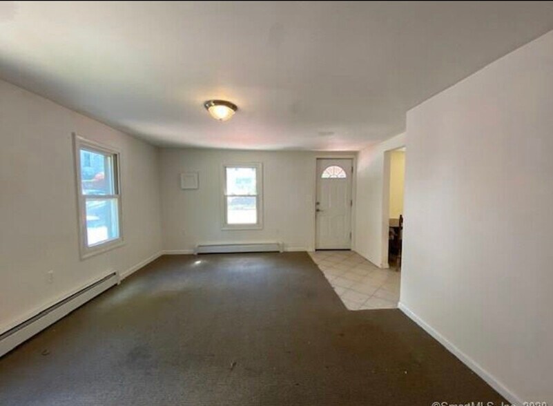 Building Photo - 30 Spring St