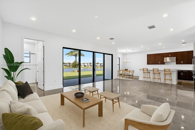 Building Photo - 8215 Crystal Downs Ave