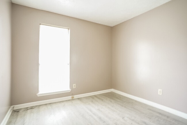 Building Photo - 2848 Pepperdine Dr