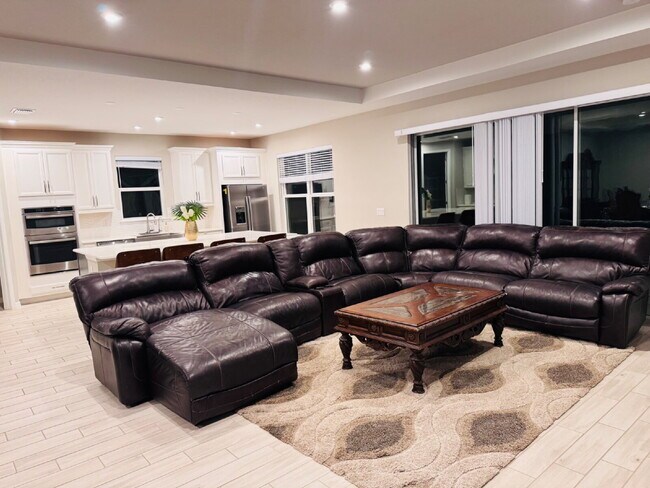 Building Photo - Welcome to your dream home in the highly d...