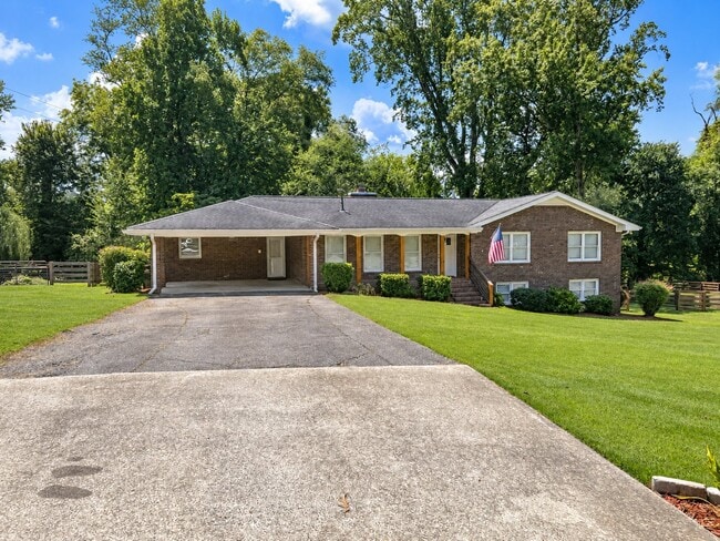 Building Photo - 578 Cambridge Dr