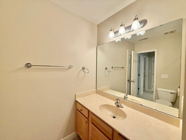 Building Photo - 5944 Kohler Ln