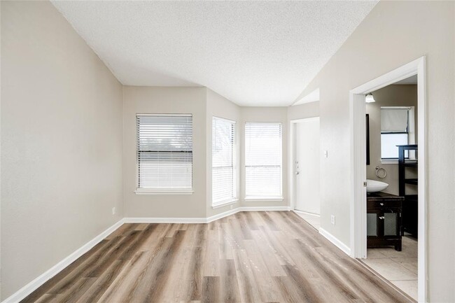 Building Photo - 5304 Indio Cove