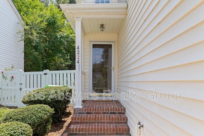 Building Photo - 4224 Lake Woodard Dr