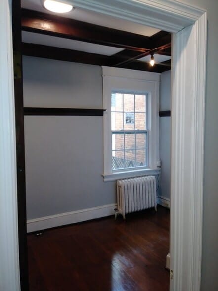 Building Photo - 1337 Quincy St NW