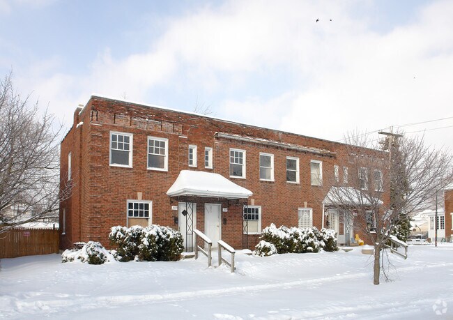 Building Photo - 203-209 S Harris Ave