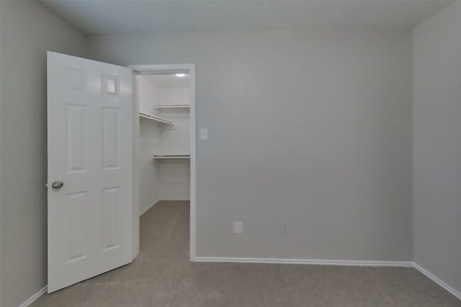 Building Photo - 8515 Bartletts Harbor Ct