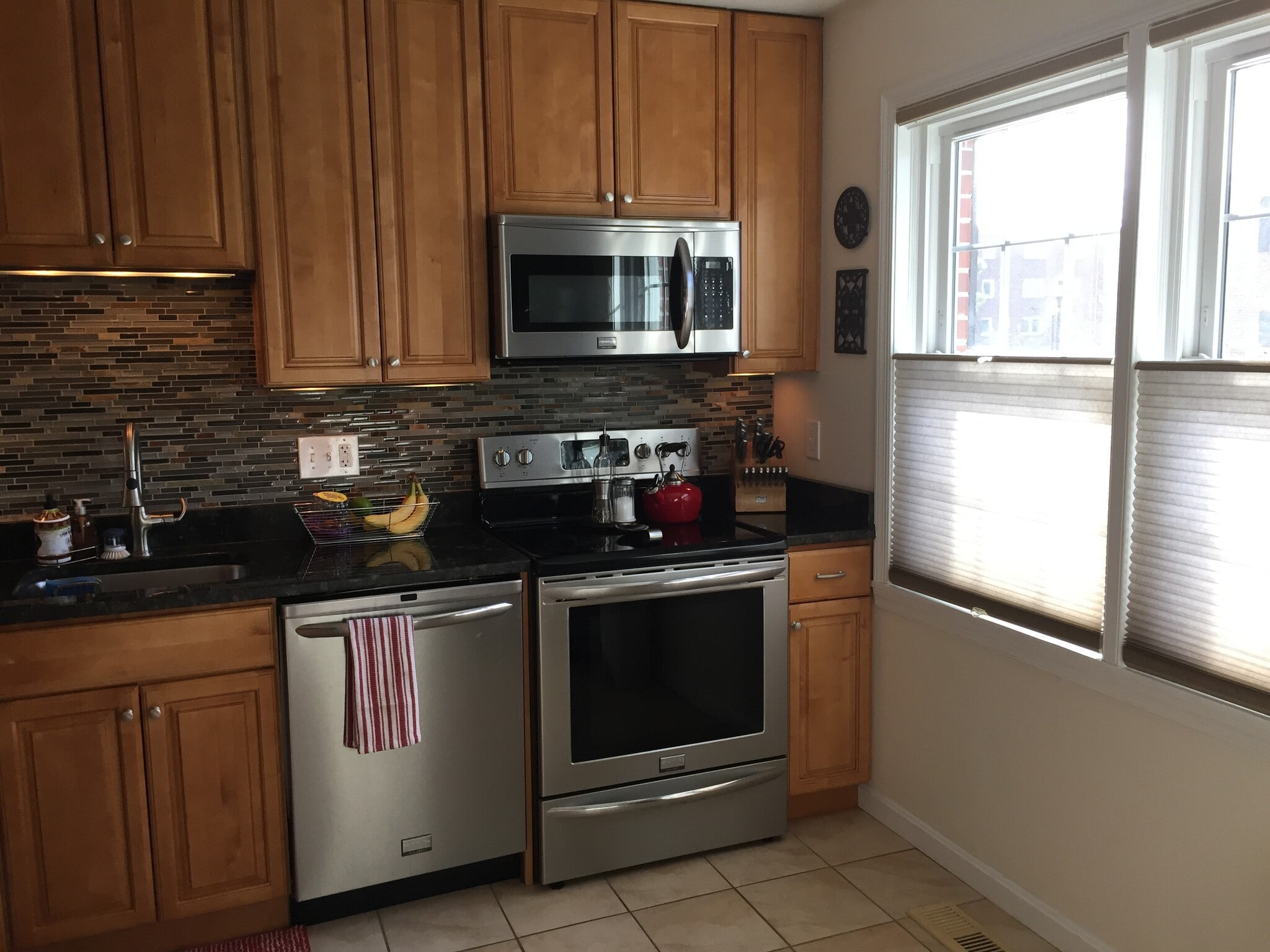 Building Photo - 1331 Chetworth Ct