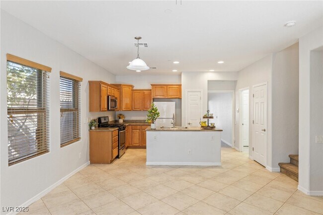 Building Photo - 1077 Lemongrass Ct