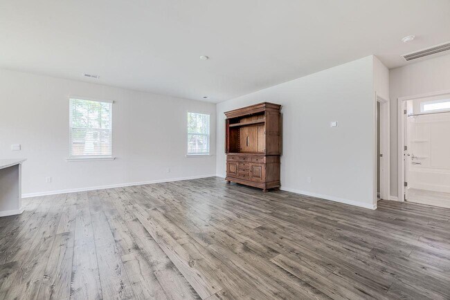 Building Photo - 309 Merganser Dr