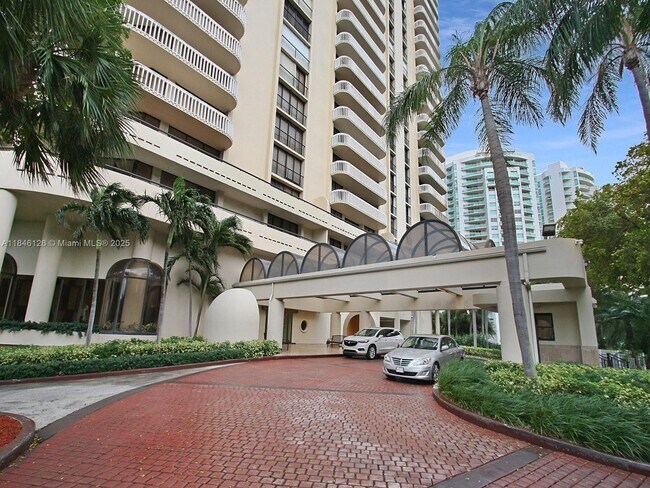 Building Photo - 19355 Turnberry Way
