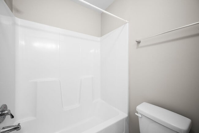 Building Photo - 525 Oyster Rock Ln