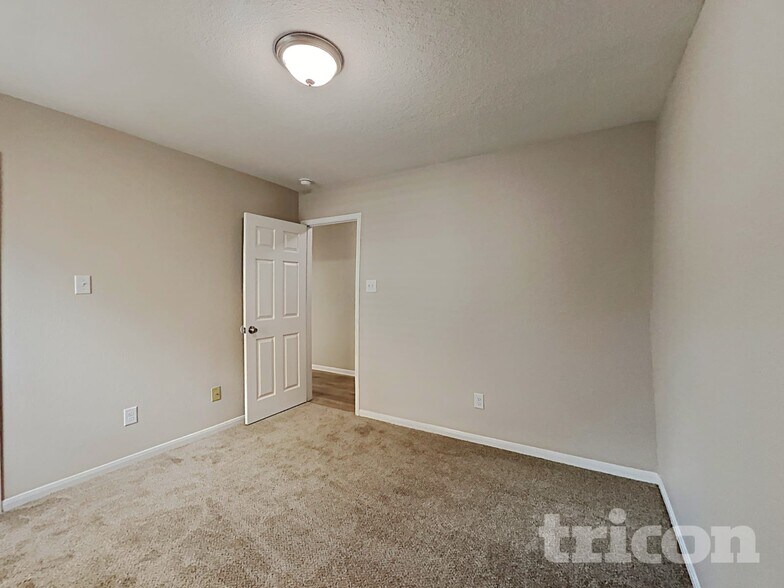 Building Photo - 11515 Baldwin Spruce Trail