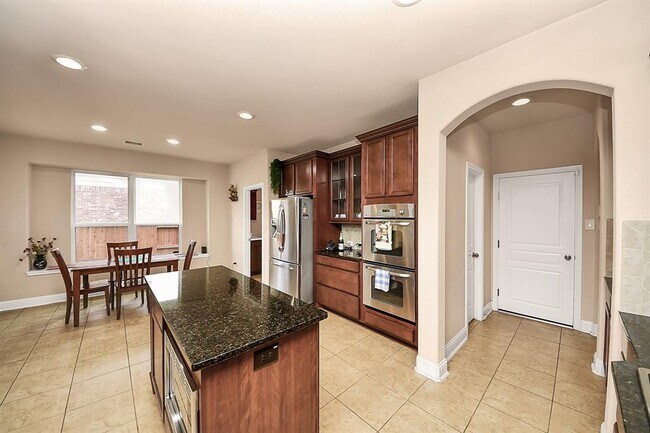 Building Photo - 22719 Shieldhall Ln