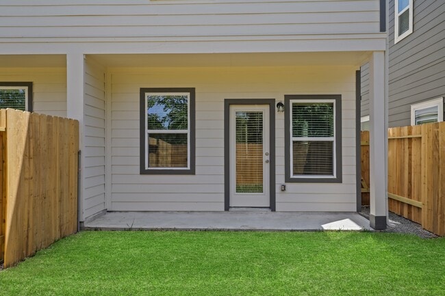 Building Photo - 13513 Axel Ln