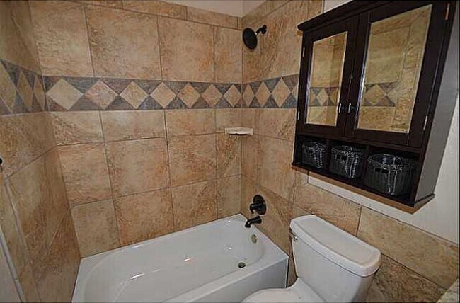 Building Photo - 1502 Barkley St