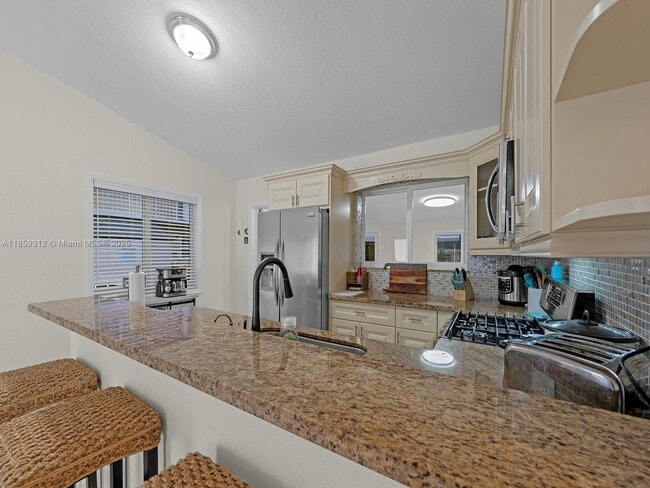 Building Photo - 42 Bonefish Ave