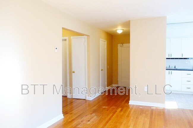 Building Photo - 4013 38th St
