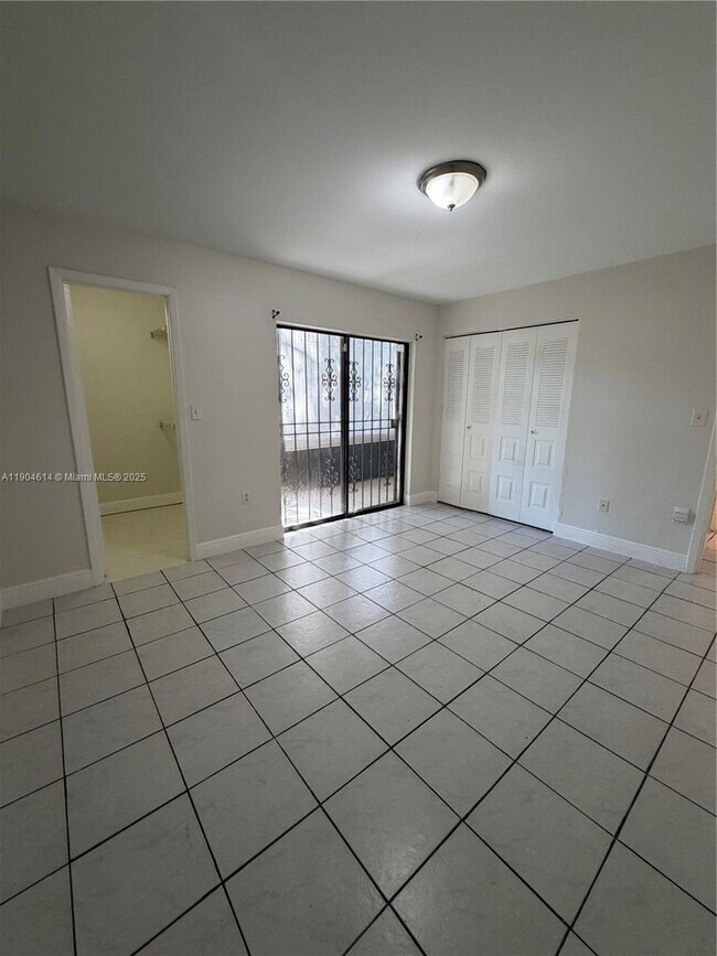 Building Photo - 10370 SW 220th St