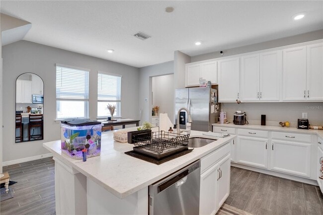 Building Photo - 2915 Grand Kemerton Pl