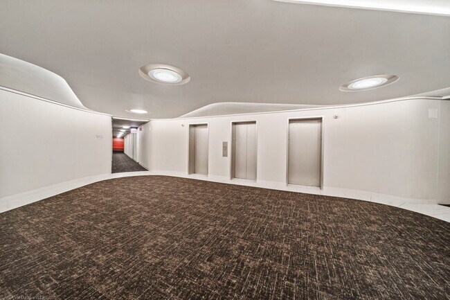 Building Photo - 505 N Lake Shore Dr