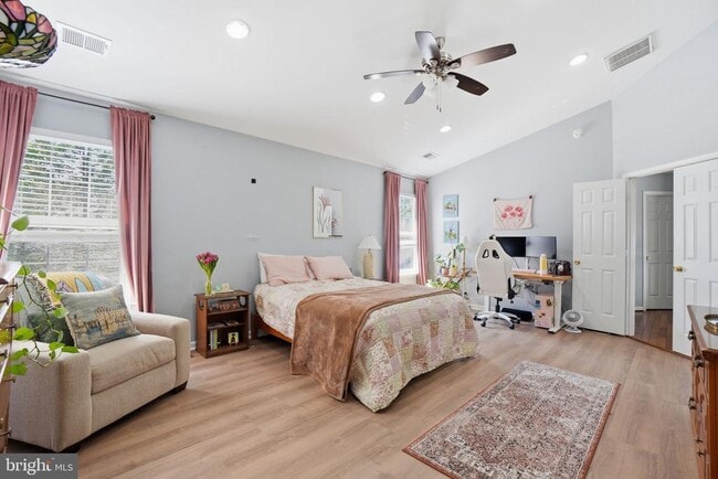 Building Photo - 14038 Walney Village Ct